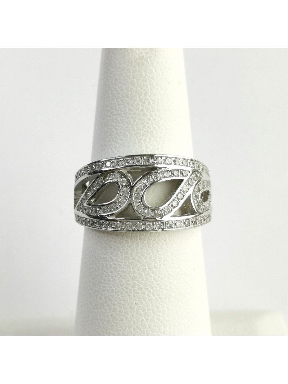 Sterling silver cz band ring size 6 🆕